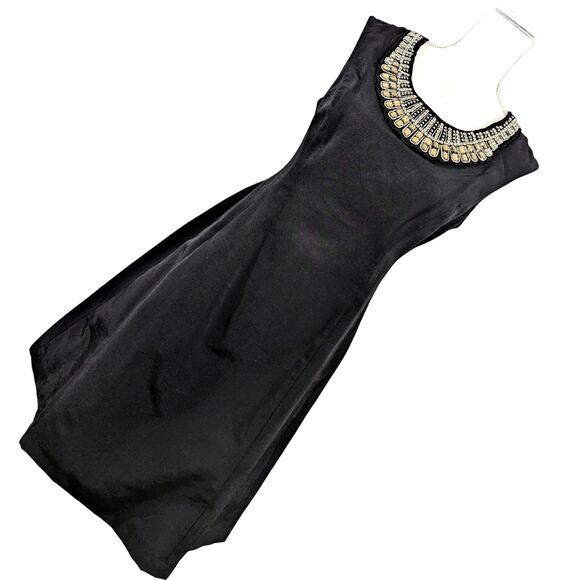 ALFANI! STUNNING! ELEGANT JEWEL & PEARL ENCRUSTED NECK BLACK SHELL DRESS! SZ 6 - Picture 1 of 9